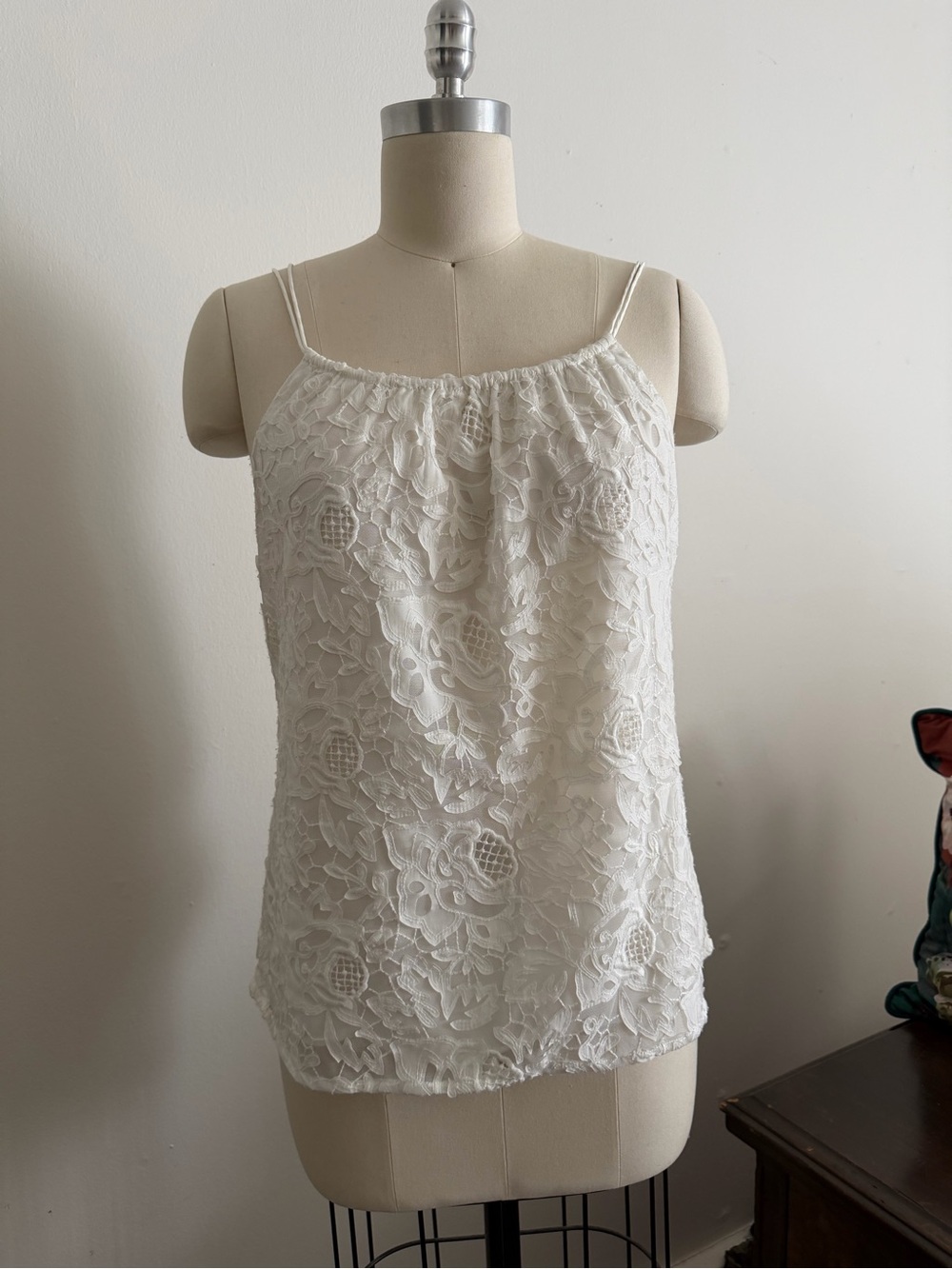 H&M White Lace Spaghetti Strap Camisole